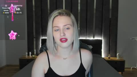 Snapshot of sarah_soul chatting on January 2025 12:38:02 AM Sarah online show from January 2025 12:38:02 AM