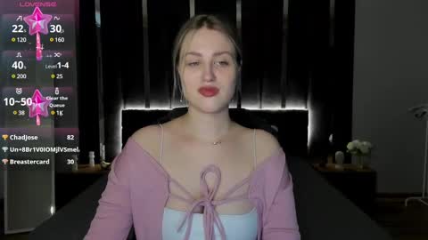 Snapshot of sarah_soul chatting on February 2025 04:00:02 AM Sarah online show from February 2025 04:00:02 AM