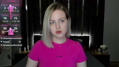 Snapshot of sarah_soul chatting on February 2025 04:15:01 AM Sarah online show from February 2025 04:15:01 AM
