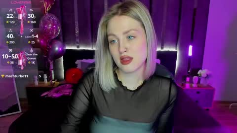 Snapshot of sarah_soul chatting on March 2025 12:59:02 AM Sarah online show from March 2025 12:59:02 AM