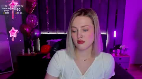 Snapshot of sarah_soul chatting on March 2025 01:05:01 AM Sarah online show from March 2025 01:05:01 AM