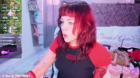 Snapshot of sarah_stoner chatting on February 2025 07:56:01 PM Loren online show from February 2025 07:56:01 PM