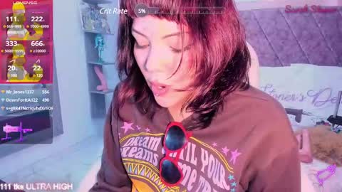 Snapshot of sarah_stoner chatting on March 2025 10:42:01 PM Loren online show from March 2025 10:42:01 PM