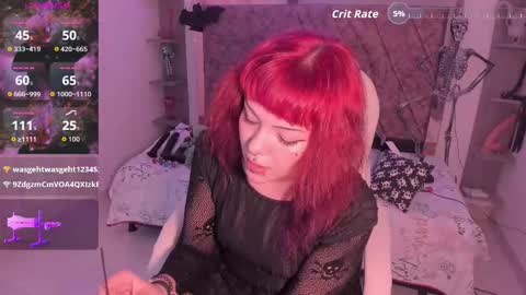 Snapshot of sarah_stoner chatting on November 2025 09:57:01 PM Loren online show from November 2025 09:57:01 PM