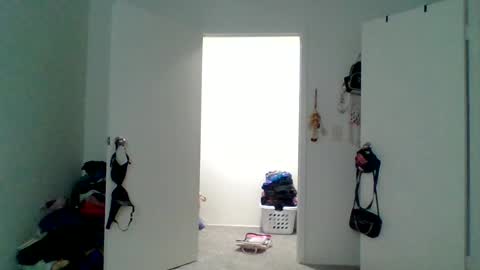 sarahbear642 online show from June 2026 08:02:01 PM