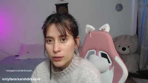 sarahdressler online show from October 2025 07:14:01 PM