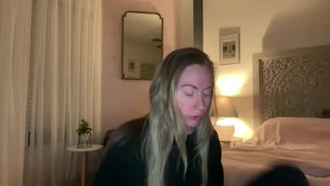 Snapshot of sarahgiroux86 chatting on June 2026 04:56:01 AM Sarah online show from June 2026 04:56:01 AM