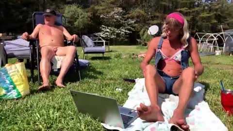 Snapshot of sarahhampton chatting on April 2026 07:47:02 PM CdSissySarah online show from April 2026 07:47:02 PM