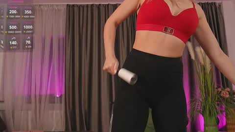 Sarahjadore online show from November 2025 07:40:03 PM