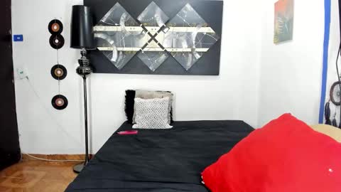 Snapshot of sarahjey chatting on September 2025 11:43:01 PM SARAHJEY online show from September 2025 11:43:01 PM