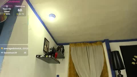 Snapshot of sarahjey chatting on November 2025 11:26:01 PM SARAHJEY online show from November 2025 11:26:01 PM