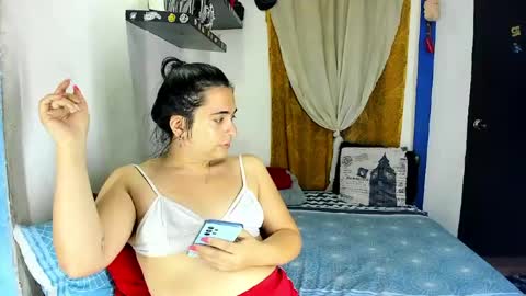  SARAHJEY     online show from May 2026 10:37:01 PM