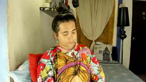  SARAHJEY     online show from May 2026 05:40:01 PM