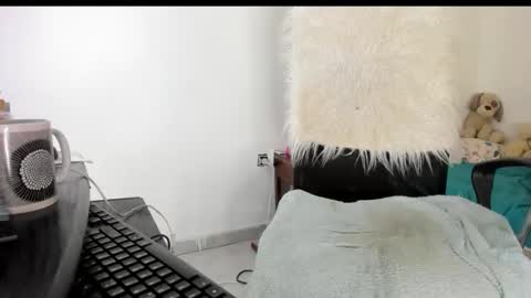 Sarah online show from December 2025 06:39:01 PM