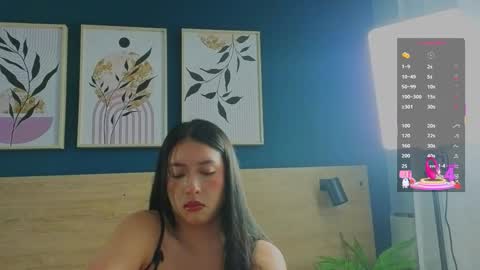 Snapshot of sarahmiler_ chatting on October 2025 12:23:02 PM Sarah online show from October 2025 12:23:02 PM