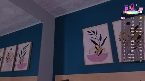 Snapshot of sarahmiler_ chatting on October 2025 11:44:02 AM Sarah online show from October 2025 11:44:02 AM