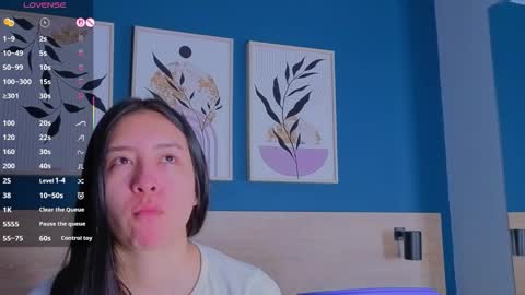 Snapshot of sarahmiler_ chatting on October 2025 11:43:01 AM Sarah online show from October 2025 11:43:01 AM