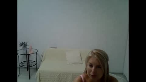 Snapshot of sarahphelps chatting on June 2026 10:32:01 PM sarahphelps online show from June 2026 10:32:01 PM