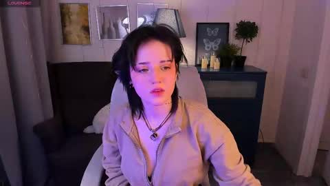 Sarah online show from February 2026 06:42:02 AM