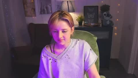 Sarah online show from May 2026 09:20:02 PM