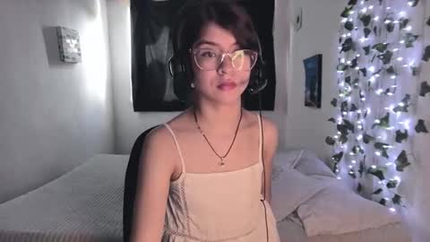 Sarah  online show from February 2026 07:32:02 PM