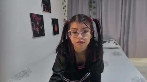 Sarah  online show from June 2026 03:38:01 PM