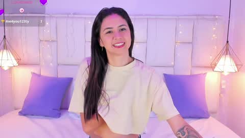 Snapshot of sarahsophia_ chatting on January 2025 11:37:01 AM SARAH online show from January 2025 11:37:01 AM