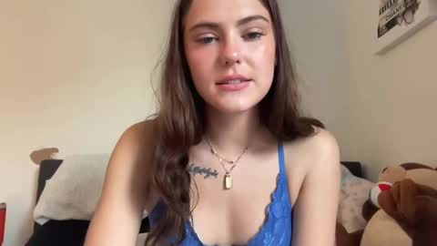SarahxOliver online show from September 2025 03:48:01 PM