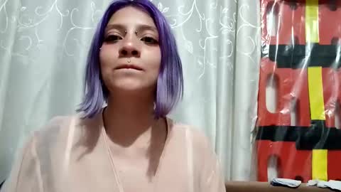 Snapshot of sarai_petite_ chatting on January 2025 06:56:02 AM SARAI online show from January 2025 06:56:02 AM