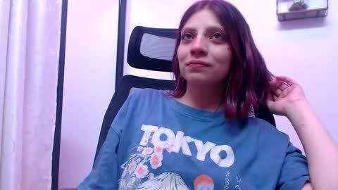 Snapshot of sarai_petite_ chatting on September 2025 05:31:01 AM SARAI online show from September 2025 05:31:01 AM