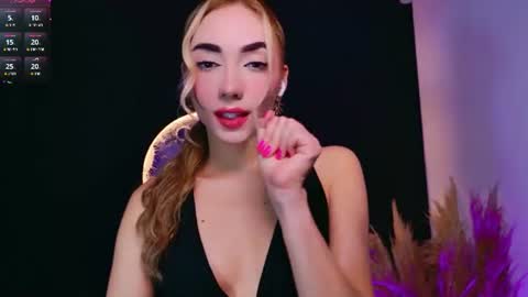 Sara jones   online show from June 2026 12:41:02 AM