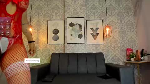 Sara online show from November 2025 12:27:01 PM