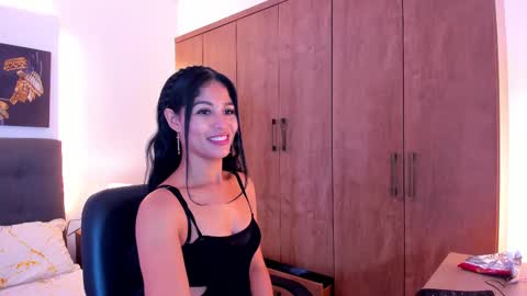 saralife69 online show from February 2025 06:15:02 PM