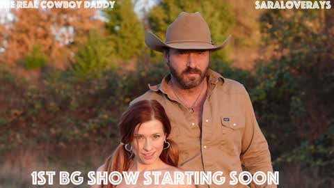 Snapshot of saraloverays chatting on December 2024 02:09:01 AM Back from Vacay Follow for more here online show from December 2024 02:09:01 AM