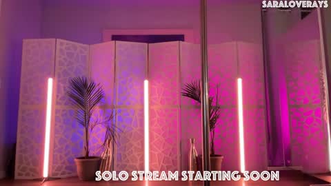 Snapshot of saraloverays chatting on January 2025 03:37:01 AM Back from Vacay Follow for more here online show from January 2025 03:37:01 AM