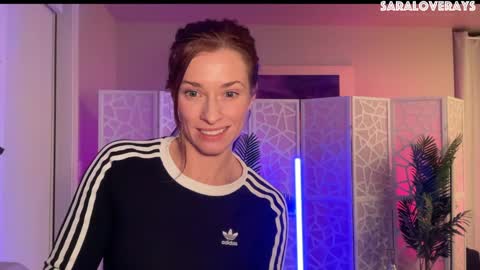 Snapshot of saraloverays chatting on January 2025 03:23:02 AM Back from Vacay Follow for more here online show from January 2025 03:23:02 AM