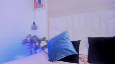 Sara online show from January 2025 10:29:02 PM