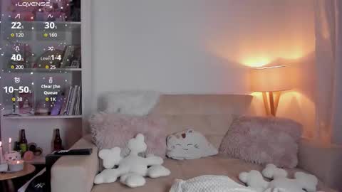 Sara online show from October 2025 11:38:01 PM