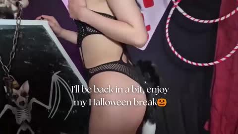   online show from October 2025 11:29:01 AM