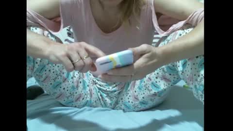 Snapshot of sarasexx33 chatting on January 2025 03:15:02 AM sarasexx33 online show from January 2025 03:15:02 AM