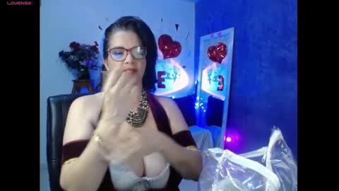 Snapshot of sarasmith2 chatting on February 2025 09:17:01 PM sara online show from February 2025 09:17:01 PM