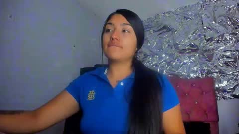 Snapshot of sarastonesx chatting on February 2026 04:52:01 AM sarastonesx online show from February 2026 04:52:01 AM