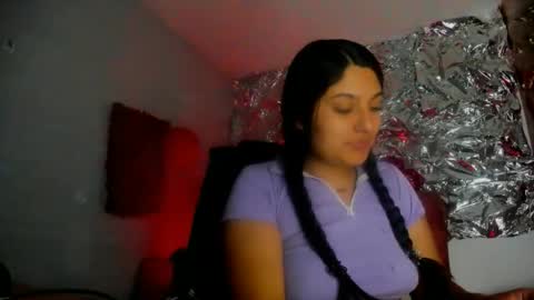 Snapshot of sarastonesx chatting on March 2026 06:19:01 AM sarastonesx online show from March 2026 06:19:01 AM