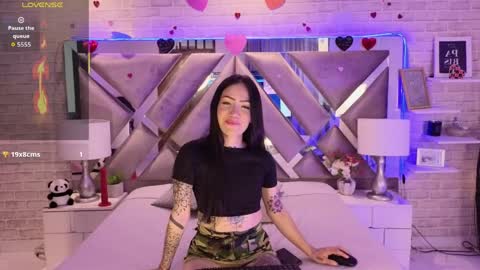 Snapshot of saratorresxx chatting on March 2026 03:44:02 PM Sara online show from March 2026 03:44:02 PM