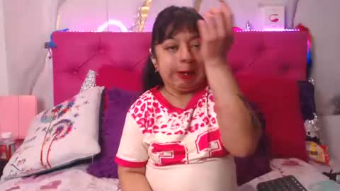 Sara Wills online show from June 2026 02:09:01 PM
