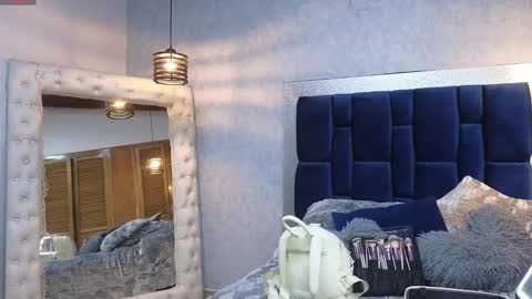 Snapshot of sarawilliamss_ chatting on February 2025 10:48:02 AM Sara W online show from February 2025 10:48:02 AM