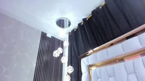 Snapshot of sarayroyse chatting on October 2025 07:33:01 PM Saray online show from October 2025 07:33:01 PM