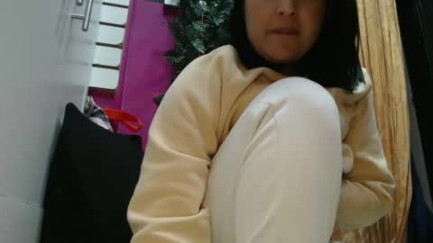Snapshot of sarayx chatting on January 2025 05:58:02 PM mery online show from January 2025 05:58:02 PM