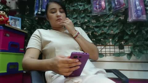 Snapshot of sarayx chatting on January 2025 08:15:02 PM mery online show from January 2025 08:15:02 PM