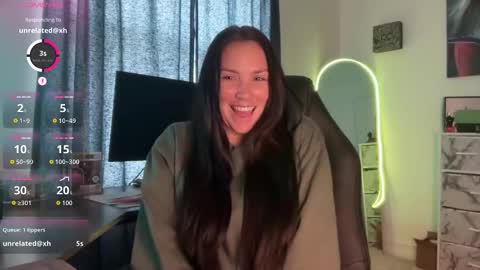 sariaaahh online show from November 2025 06:08:01 PM